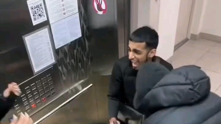 The child was so frightened that his eyes became clear.