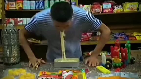 กินมาม่า