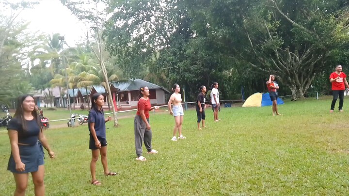 catching the egg for xmass party parlor games recommended