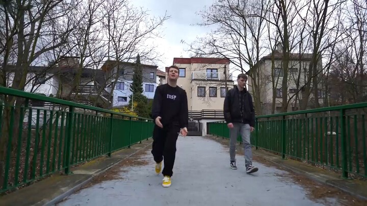 Darewin - Deziluze (ft. Protiva)