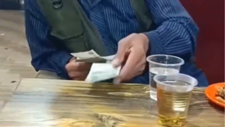 Spending one yuan feels like spending a hundred!