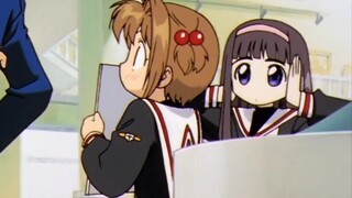 Cute Tomoyo covered her ears because of Sakura's scream