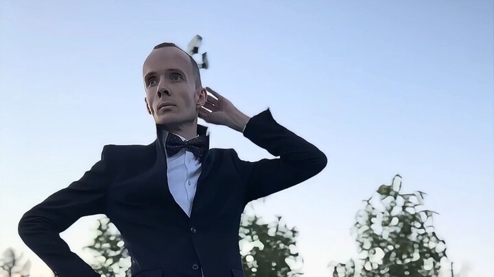 Mind-Blowing! One of the Mechanical Dance Master’s Ultimate Moves: Empty-Handed Lean