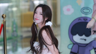 【路演】九兔十周年快乐！现场应援真的太有爱了555 是谁2025还在问爱what is love-周子瑜位