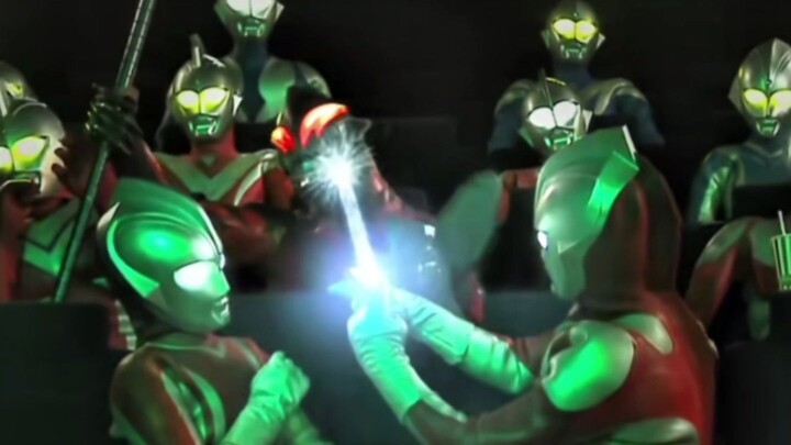 Isn't this Bei Laohei? How did he end up being bullied by the miscellaneous soldiers?