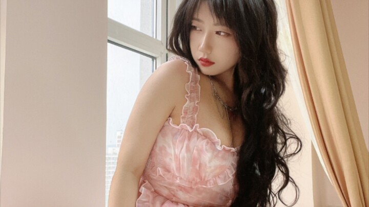 อุณหภูมิค่อยๆ สูงขึ้น ฤดูร้อนที่เป็นของเราใกล้จะมาถึงแล้ว ฉันอยากพบเจอกับคุณต่อไปใต้แสงแดดอันสดใสเหล