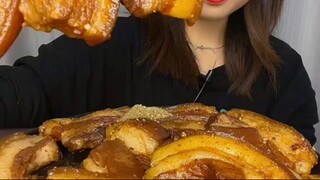 Savoring Sensations Mukbang ASMR Delights EP102