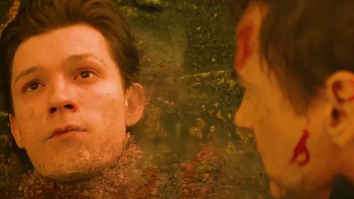 Setelah Thanos menjentikkan jarinya, hampir setengah dari seluruh kehidupan di alam semesta lenyap