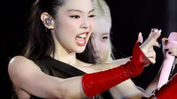 Jennie’s stage presence has already reached the next level.