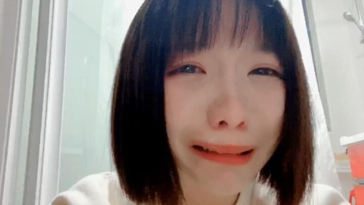 Tukang cukur, kamu tidur? Aku nggak bisa tidur.