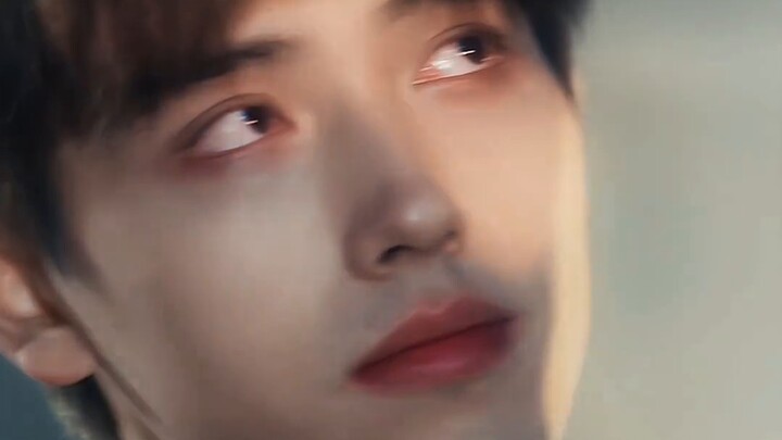 Saya katakan atmosfer dan ketegangan seksual pada episode ini luar biasa.