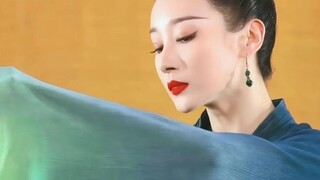 美哭了！看完后我直接从“文化自信”走向“文化膨胀”了！【只此青绿】