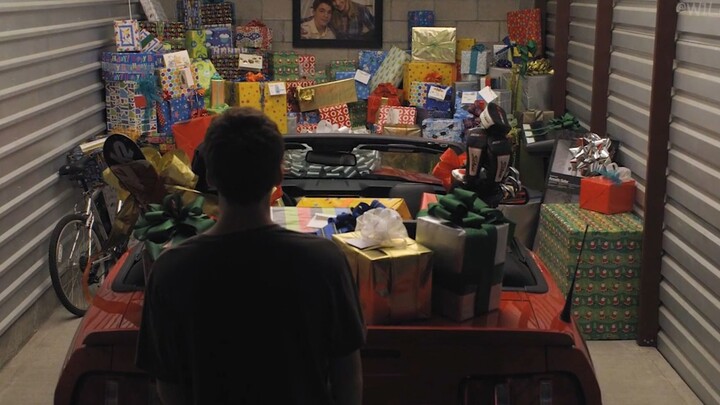 Ibu yang menderita kanker stadium akhir menyiapkan hadiah untuk anaknya dari usia 18 hingga 30 tahun