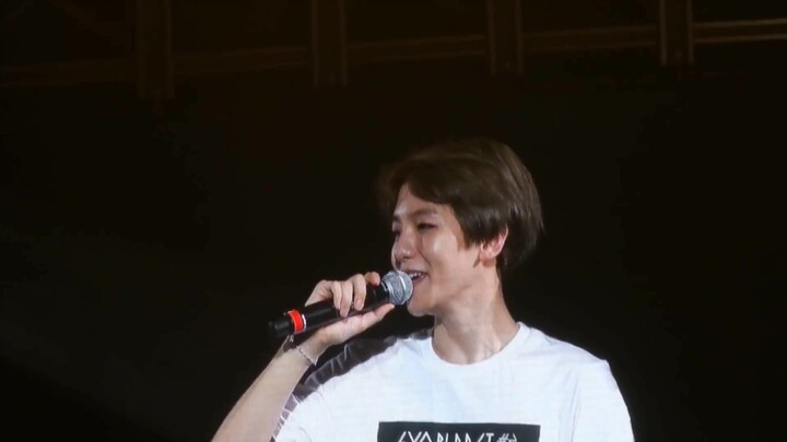 [EXO] Baekhyun’s epic moment of reprimanding fans: Is this what a serious idol would say to their fa