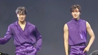【ASTRO】 مسابقة ون بين × يون تشان هيو لرقصة «See Tinh+Boom Boom Pow»: حققت رواجًا كبيرًا على تيك توك!