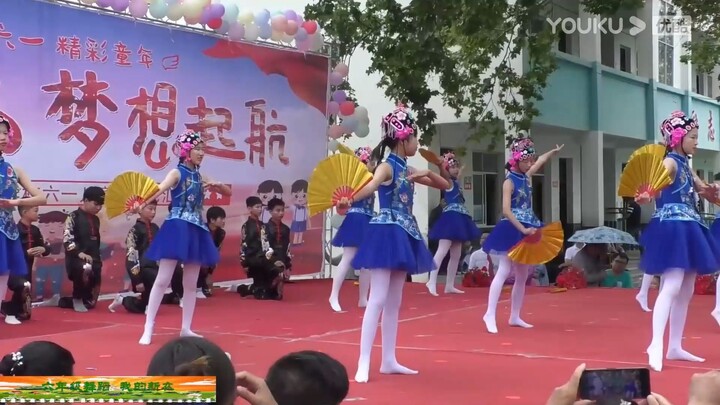 การแสดงศิลปวัฒนธรรมวันเด็ก 2566 ของโรงเรียนประถมหลัวไถ