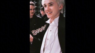 Có phải là bạn không? Malfoy à? Bạn có nghiện khiêu vũ với người khác không?