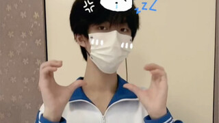 突然发现校服也好好看！