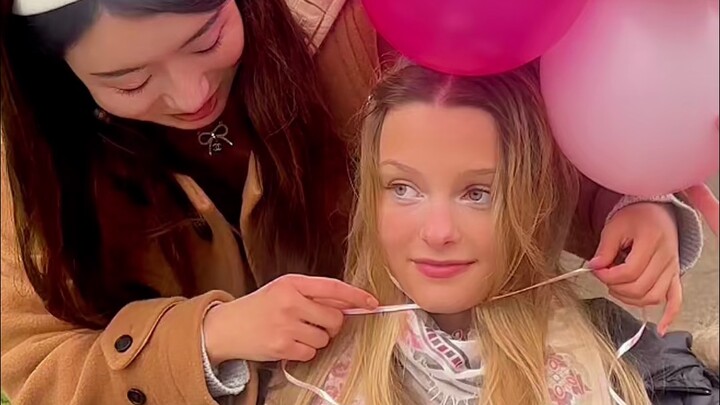 偶遇一个人过生日的孤独公主