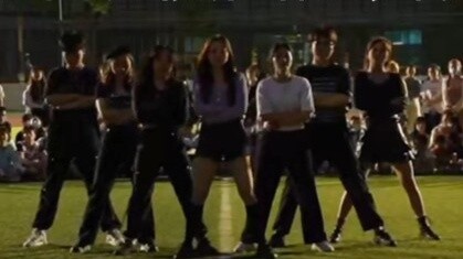【NMIXX of Caida】The Korean contestants of the foreign song contest are here for a dance roadshow thi