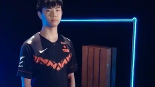 Xiao Yan Photic vs. Jackeylove: Periode tiga tahun telah tiba, jangan ganggu pemuda malang itu, Nala