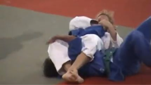 Female Judo BRAZILIAN 3 ARMBARS_
