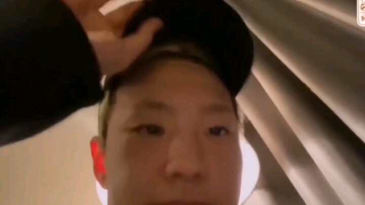 hoshi | ช่วงเวลาน่ารักในไลฟ์เช็ดเหงื่อของฮิโตะโกะ หนูแฮมสเตอร์ชื่อดัง