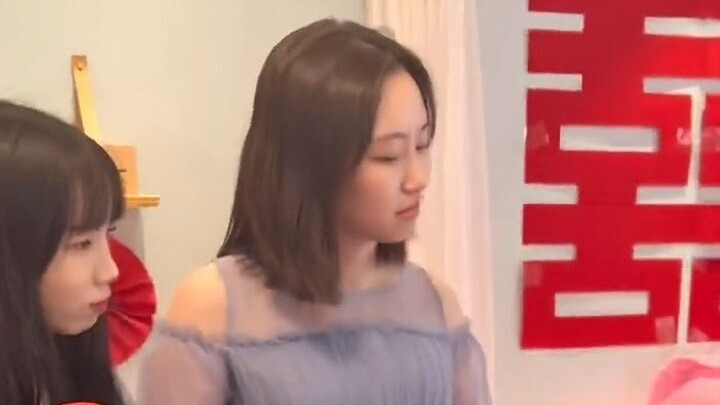 Don’t just wing it—chip in for the gift!