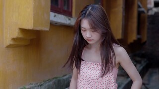 Cô gái này có giống Triệu Kim Mạch không?