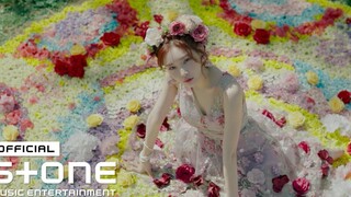 Kim Chung-ha's "Play" MV released! The hardworking Chung-ha is back!