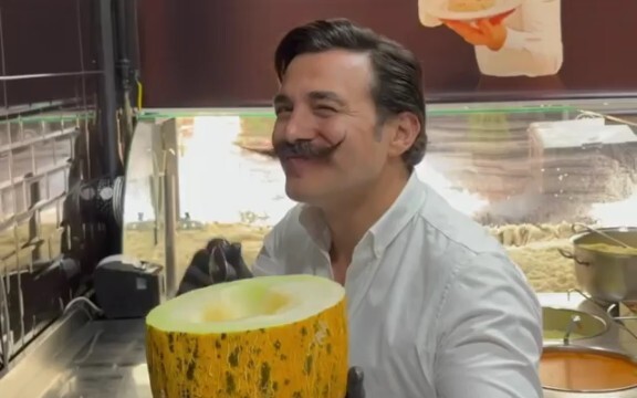 Here’s a juicy scoop!