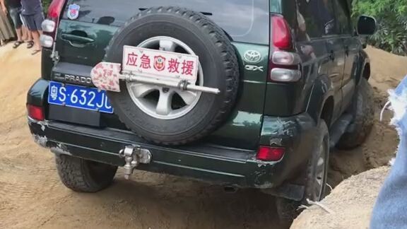 Car off road challenge on the danger road #car #travel #rapter #supercar #superm