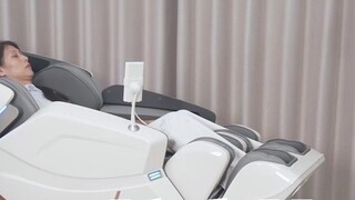 Why is this massage chair so expensive? Let’s take a deep look!