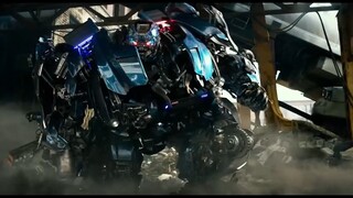 The Decepticon with the strongest ability to save life——Roadblock