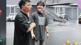 Congratulations to Mr. Liu from Chengdu for successfully purchasing a Lamborghini STO!