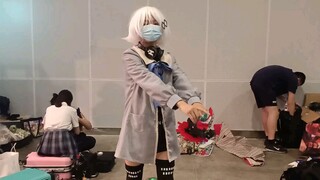 Fim-chan yang penuh semangat berpidato dan Caesar yang seru di acara komik