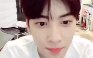 Cha Eunwoo Tôi chỉ có gu thẩm mỹ nhẹ nhàng thôi nhưng tôi không phải là người đơn giản