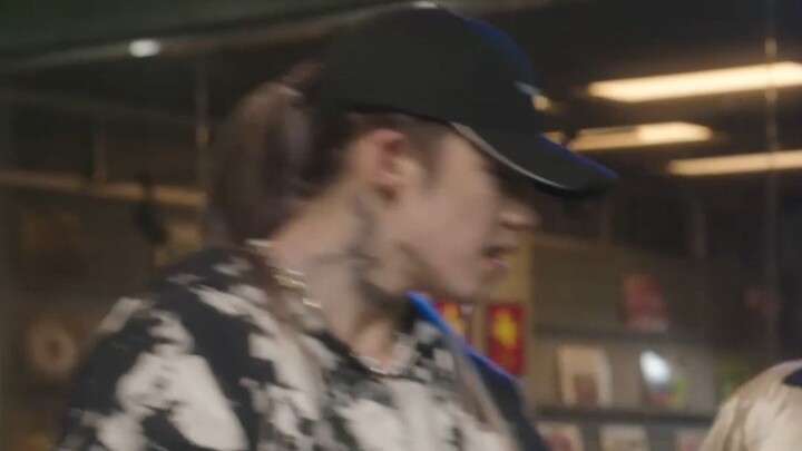 【崔胜澈|S.COUPS】是酷酷的欧尼吗？