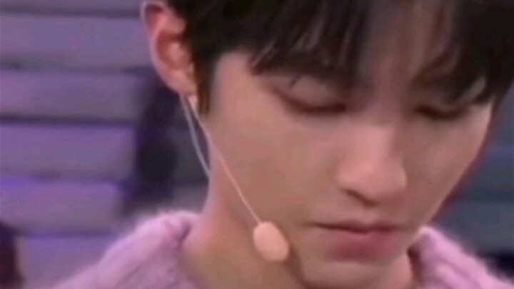 刷到这个视频说明我们想到一样呜呜