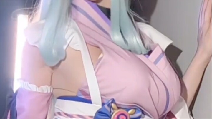 Cosplayer 18+ rame di Twitter👀🥵