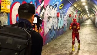 [cosplay] Người hâm mộ có thể bắt kịp bộ phim bằng Flash của riêng họ