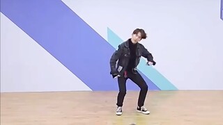 【Ding Zeren】Nhảy cùng BLACKPINK Boombayah
