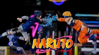 Sasuke with short legs and Naruto without shadow clone accessories