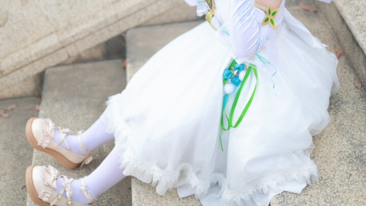 Forget everything else—just these legs alone nail the Diluc look.