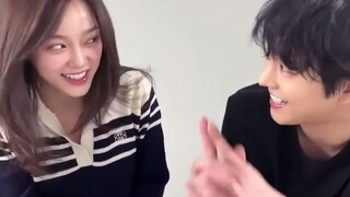 【自制中字】安孝燮x金世正 改词高甜cut 对唱ost 'Love,Maybe' 履行始祖鸟s收视公约