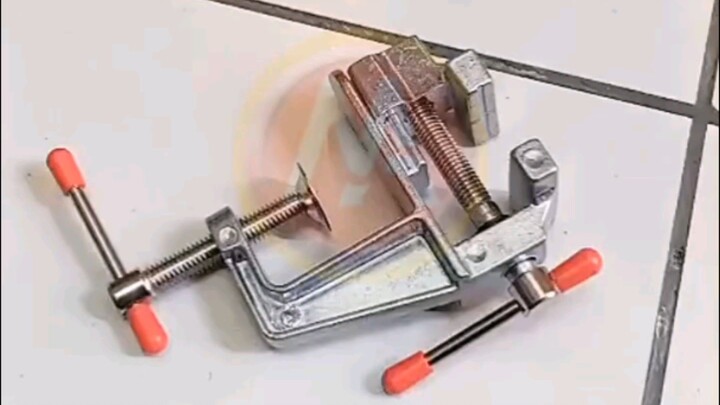 Kegunaan klem catok ragum