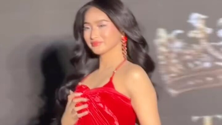 Ms. Summer rejane corpuz in swimsuit competition #beautypageant
