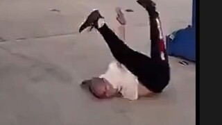 นี่คือ Street Dance: พับมันลงใน LV
