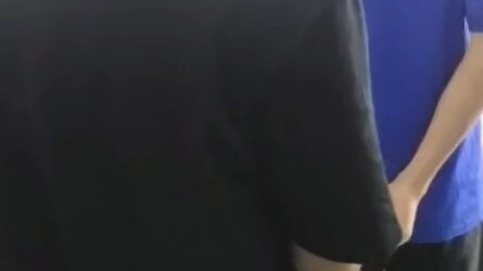 Kalau nggak santai, bener-bener nggak sepadan sama gajinya.