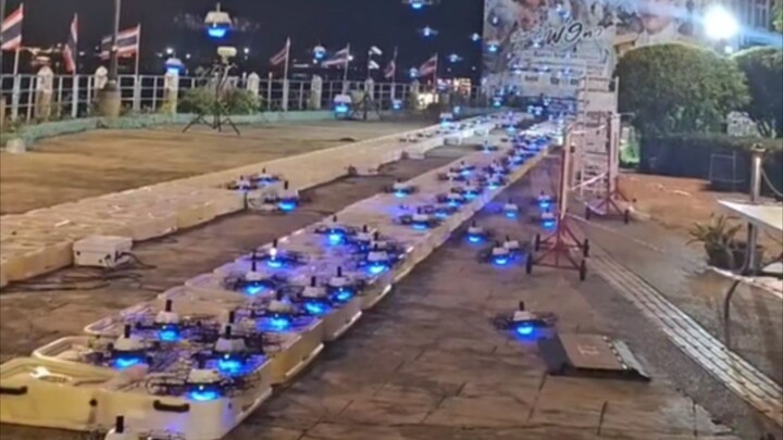 โดรนที่ทำงานมาทั้งวันกลับบ้านแล้ว